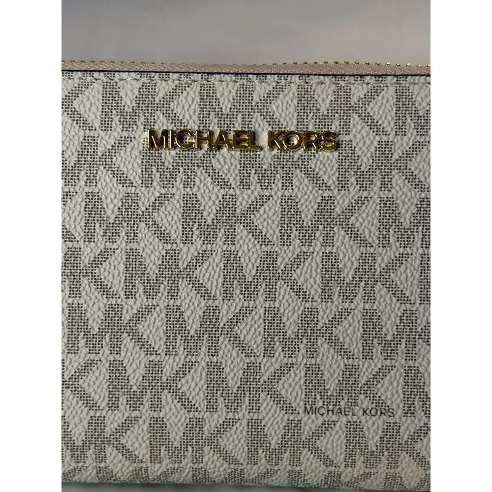 Michael Kors MK Logo Jet Set Zip-Around Wallet Travel Continental Wristlet Pink